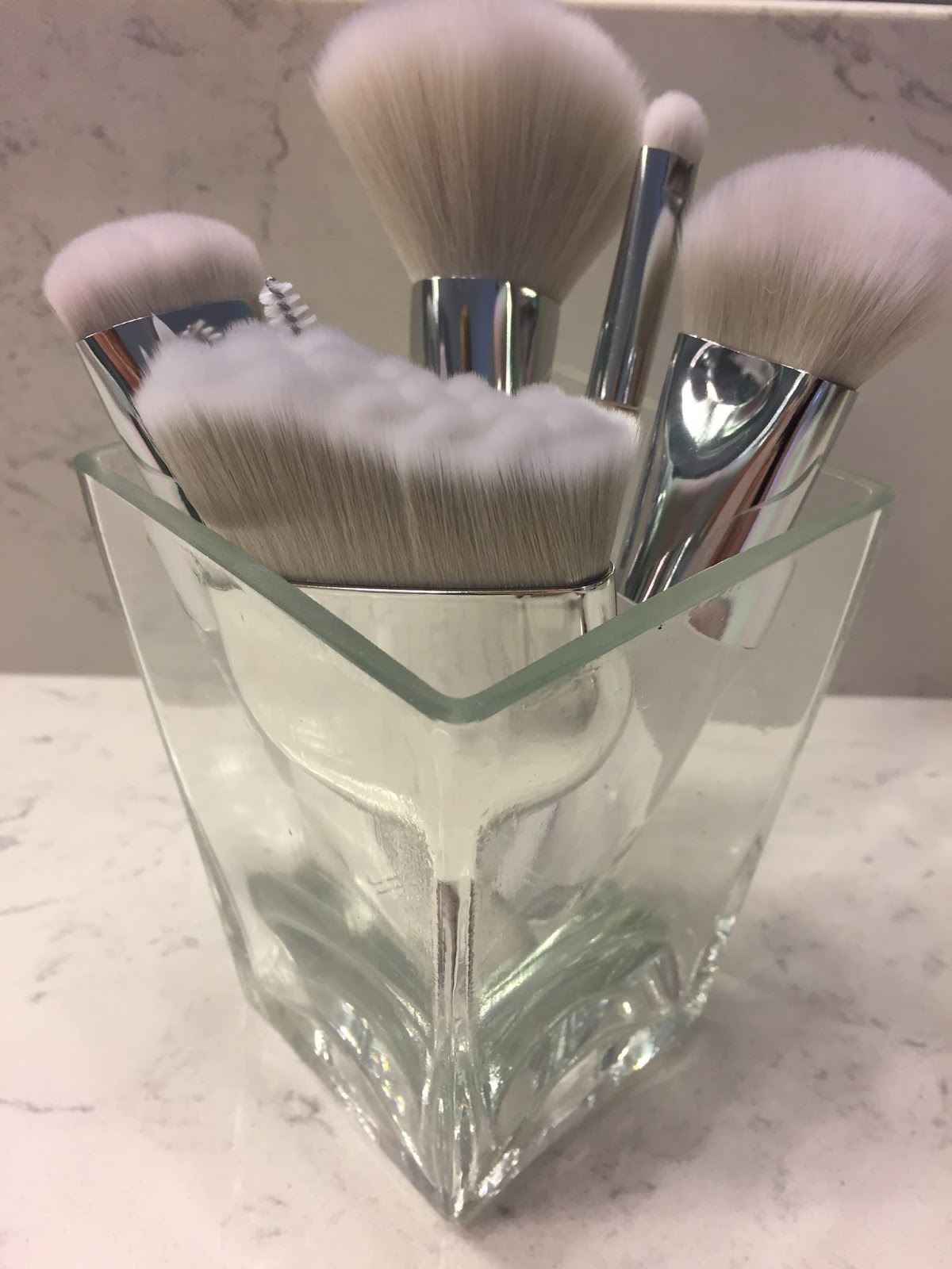 Pammy Blogs Beauty e.l.f. Cosmetics VeganFriendly Makeup Brushes the