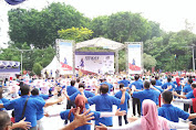 Warga Surabaya Padati Taman Bungkul, Ikuti FunWalk dan Serbu BTN