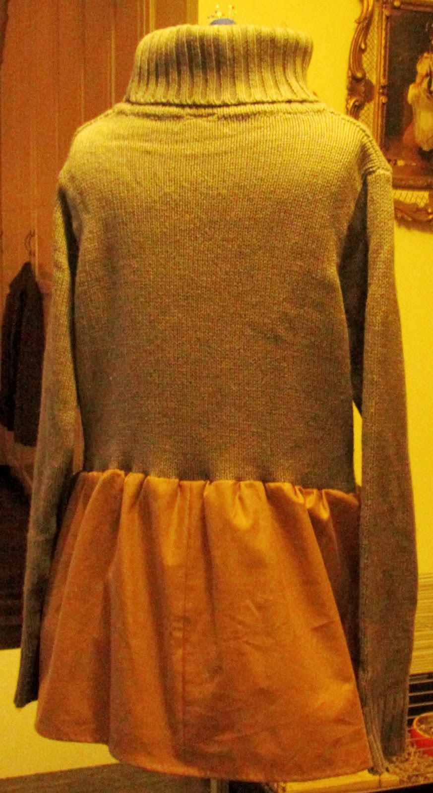 FlouncedLucia: Upcycling : Aus einem altem Pulli wird ein Lolita ...