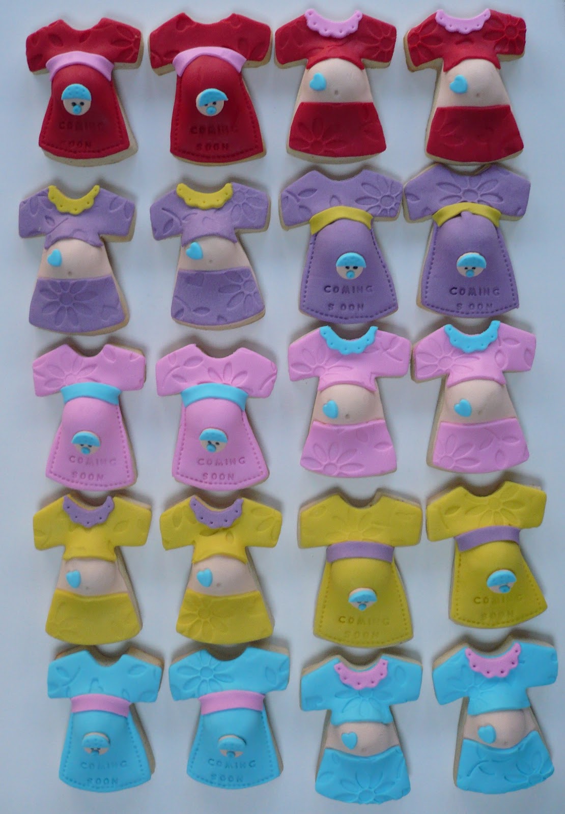 BİSCOTTİ KURABİYE AYŞEGÜL HANIM�A ARKADAŞLARINDAN SÜRPRİZ HAMİLE