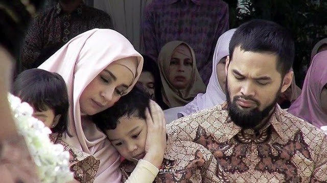 Inilah 4 Orang Paling Jauh dari Allah, Jangan Sampai Anda Termasuk 4 Golongan ini Inilah 4 Orang Paling Jauh dari Allah, Jangan Sampai Anda Termasuk 4 Golongan ini
