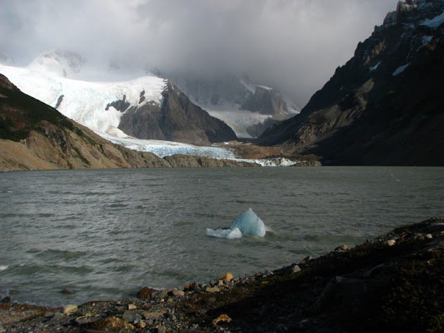 laguna torre glacier torre iceberg