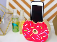  Easy DIY Accessories For Your Phone