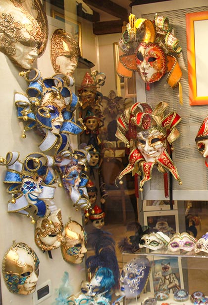5 Reasons to Visit Venice: Romance and the Arts in Italian Veneto 4 5 Reasons to Visit Venice: Romance and the Arts in Italian Veneto 2