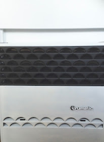 Glücksfeder: Weiße Nägel mit Köpfen: So haben wir unseren Wohnwagen