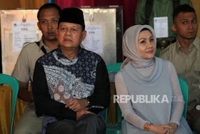 Akhirnya Sudrajat Ucapkan Selamat kepada Ridwan Kamil-Uu Akhirnya Sudrajat Ucapkan Selamat kepada Ridwan Kamil-Uu