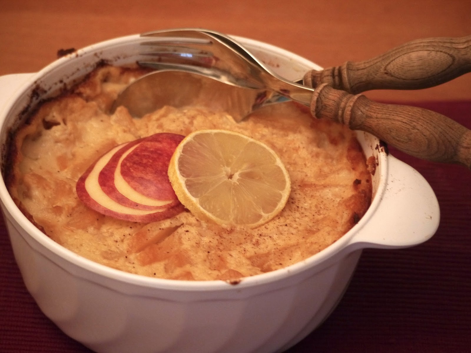 Paradiesfutter: Süßer Apfel-Quark-Reis-Auflauf