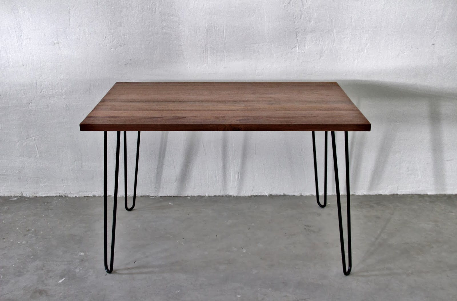 SECOND CHARM COLLECTIONS PIN LEGS FURNITURE Ashley Furniture