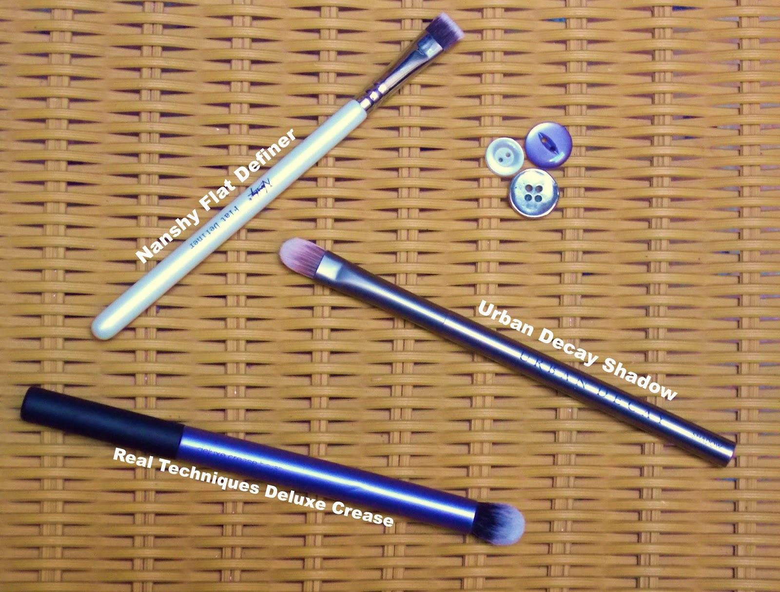 Beauty Why Using Make Up Brushes Make A Difference Eyes Button's Blog