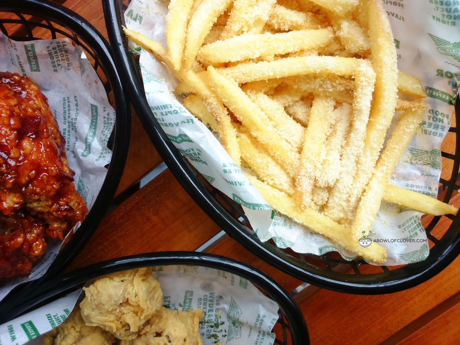 Aneka Saus Special Wingstop Selalu Dinanti A BOWL OF CLOVER