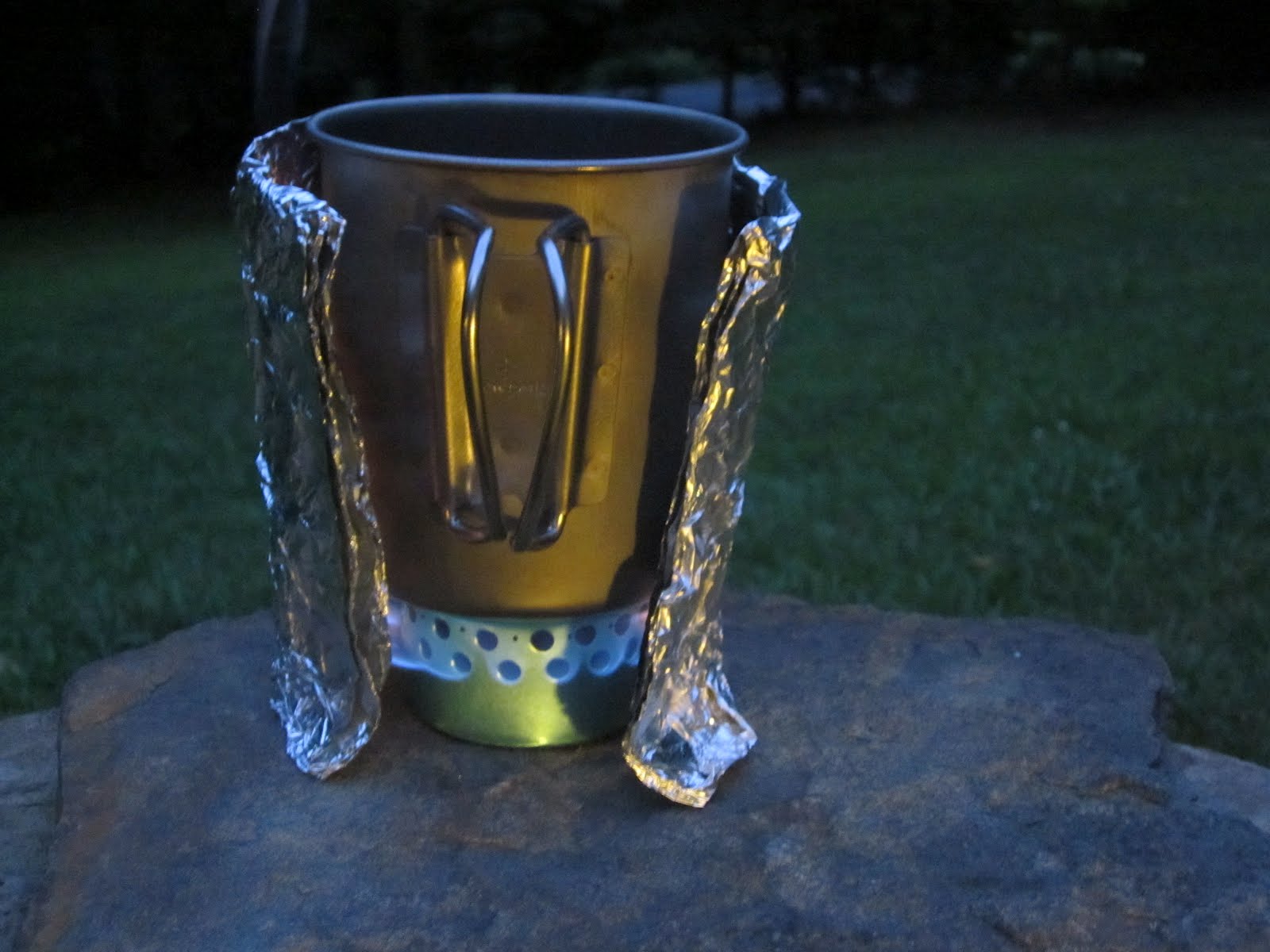 Traditional "Know How" Cat Can Home made backpacking stove