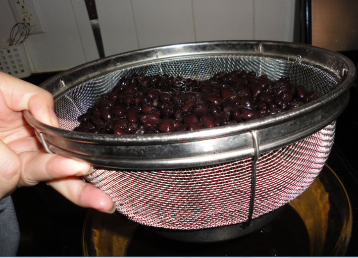 Frugal NYC Girl How much does a dry ONE pound bag of Black Beans yield?