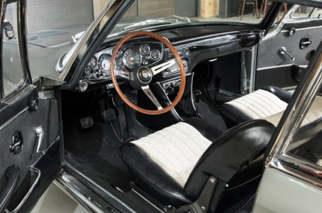 1967 BMW Glas 3000 V8 Interior 1967 BMW Glas 3000 V8 Review