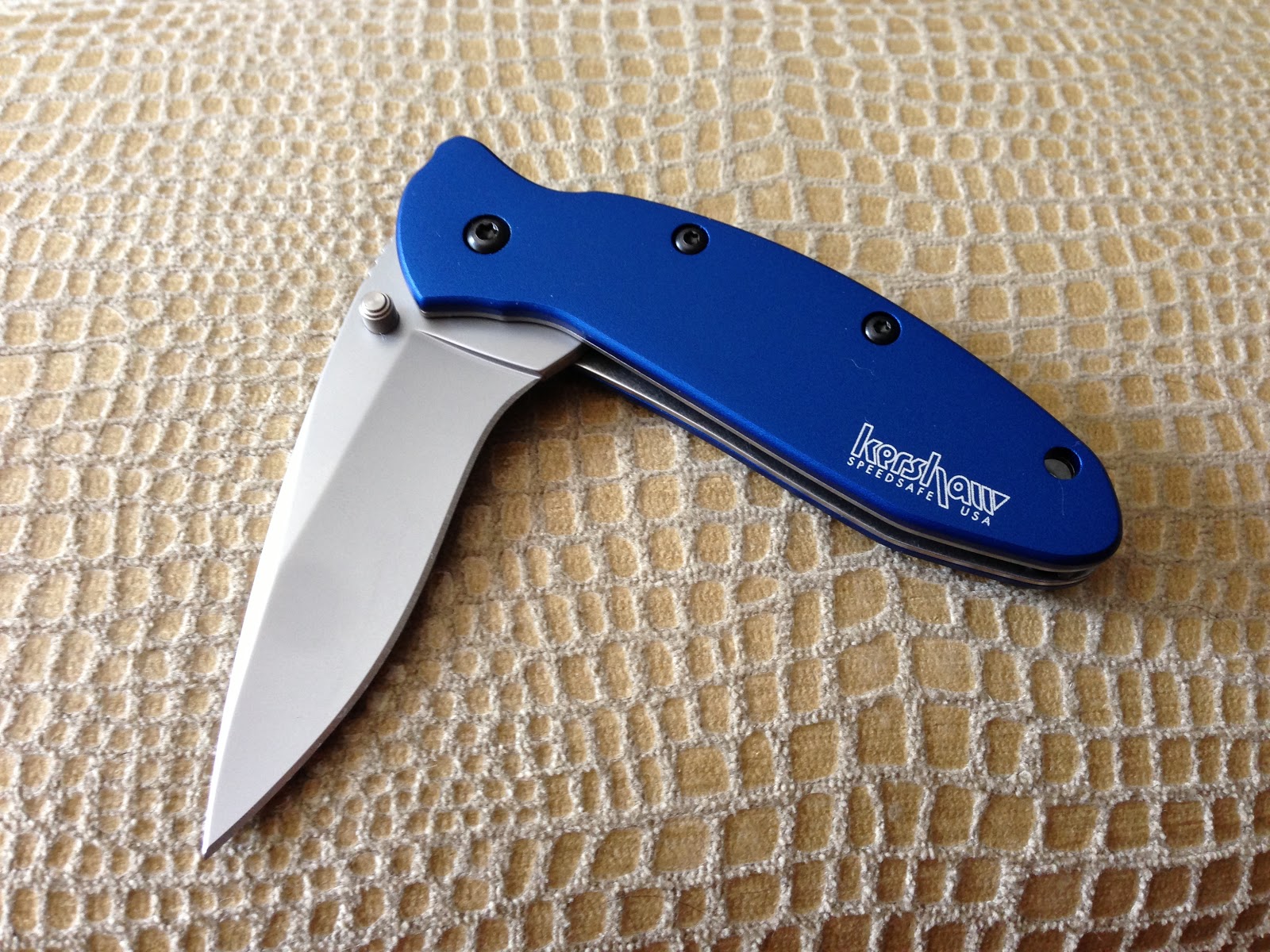 Mobile Knife Sharpening / Knife Sales New Folding Knives at the Knife