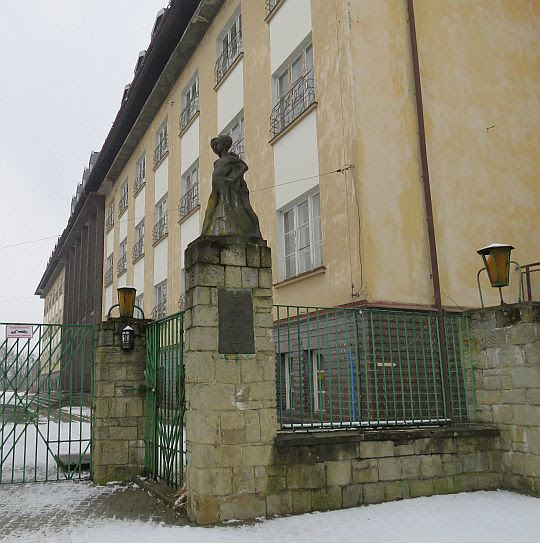 Dawne sanatorium „Lotos” im. Aleksandry Piłsudskiej. Dawne sanatorium „Lotos” im. Aleksandry Piłsudskiej.