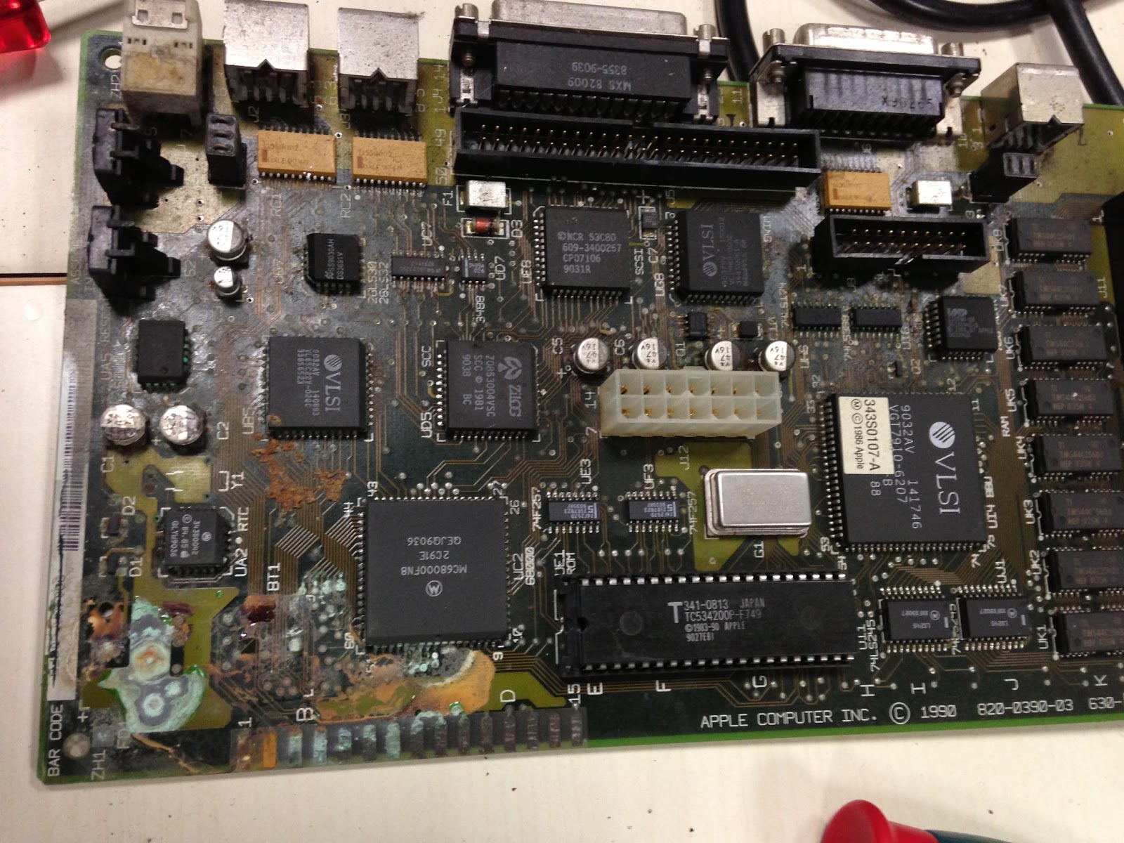 comPVter: Apple III e Macintosh Classic