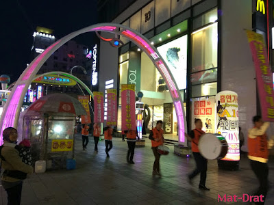 Percutian ke Busan Kores Selatan Tempat Menarik BIFF Square Market