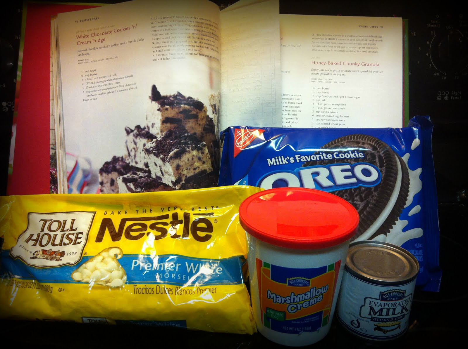 Abramyan Avenue WHITE CHOCOLATE COOKIES & CREME FUDGE SUPER EASY