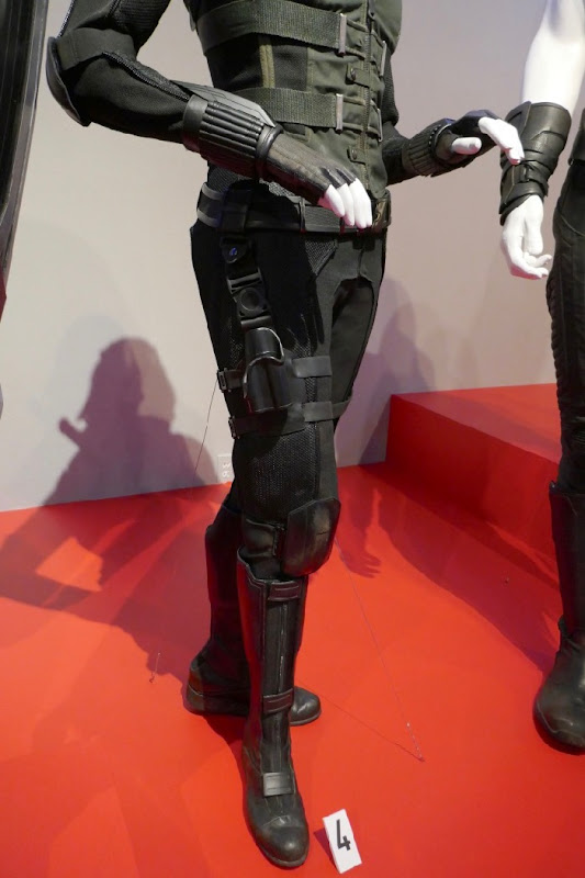 Black Widow costume legs Avengers Infinity War