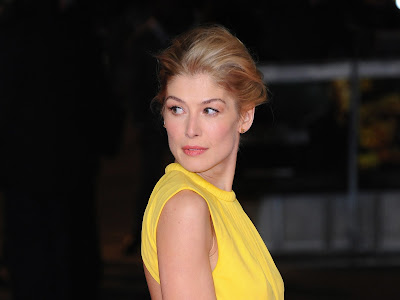 Rosamund Pike HD Wallpaper Rosamund Pike HD Wallpaper