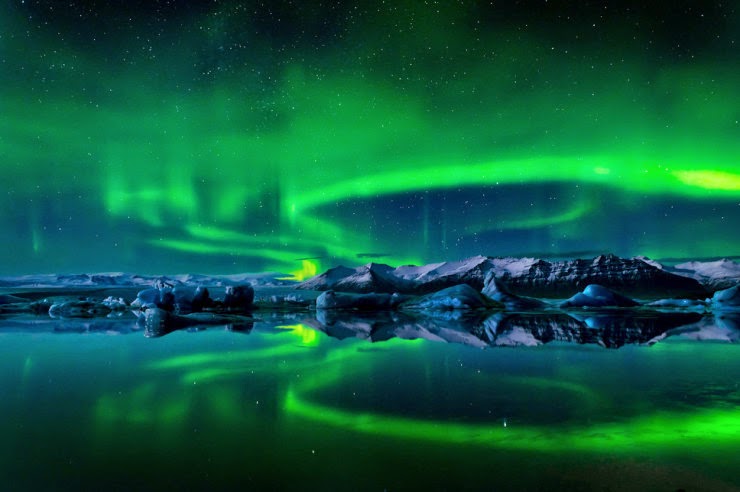 3. Aurora Borealis - Top 10 Things to See and Do in Iceland