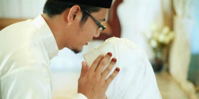 Istri Cantik Itu Biasa, Tapi yang Menghargai Suami Dan Mendukung Tanpa Putus Asa itu Langka Istri Cantik Itu Biasa, Tapi yang Menghargai Suami Dan Mendukung Tanpa Putus Asa itu Langka