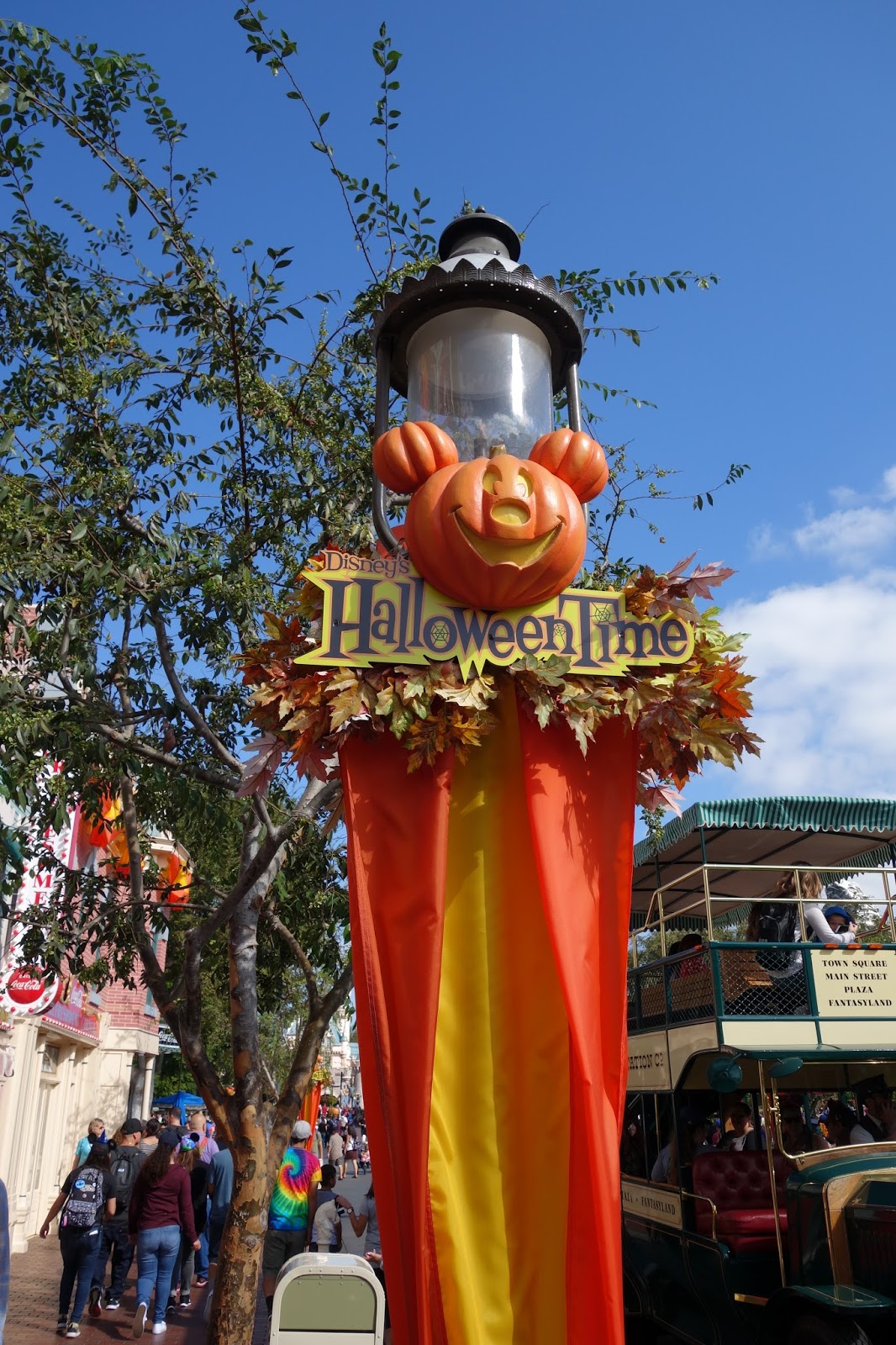 THE pepper EXPRESS Disneyland 2016 and SoFabUOTR