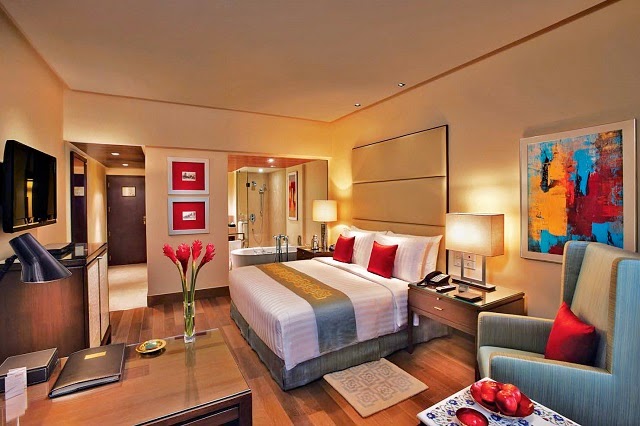 The Oberoi Luxury Hotels in  Mumbai