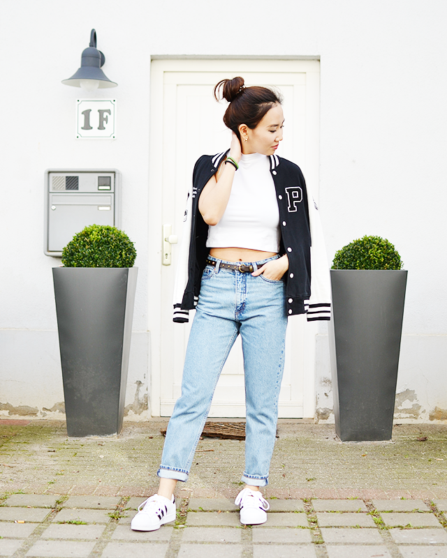 Eros & Psyche Yoyó Kim Outfit Mom Jeans 90s Crop Top Kolumne #5 Fass mich nicht an sexuelle Belästigung