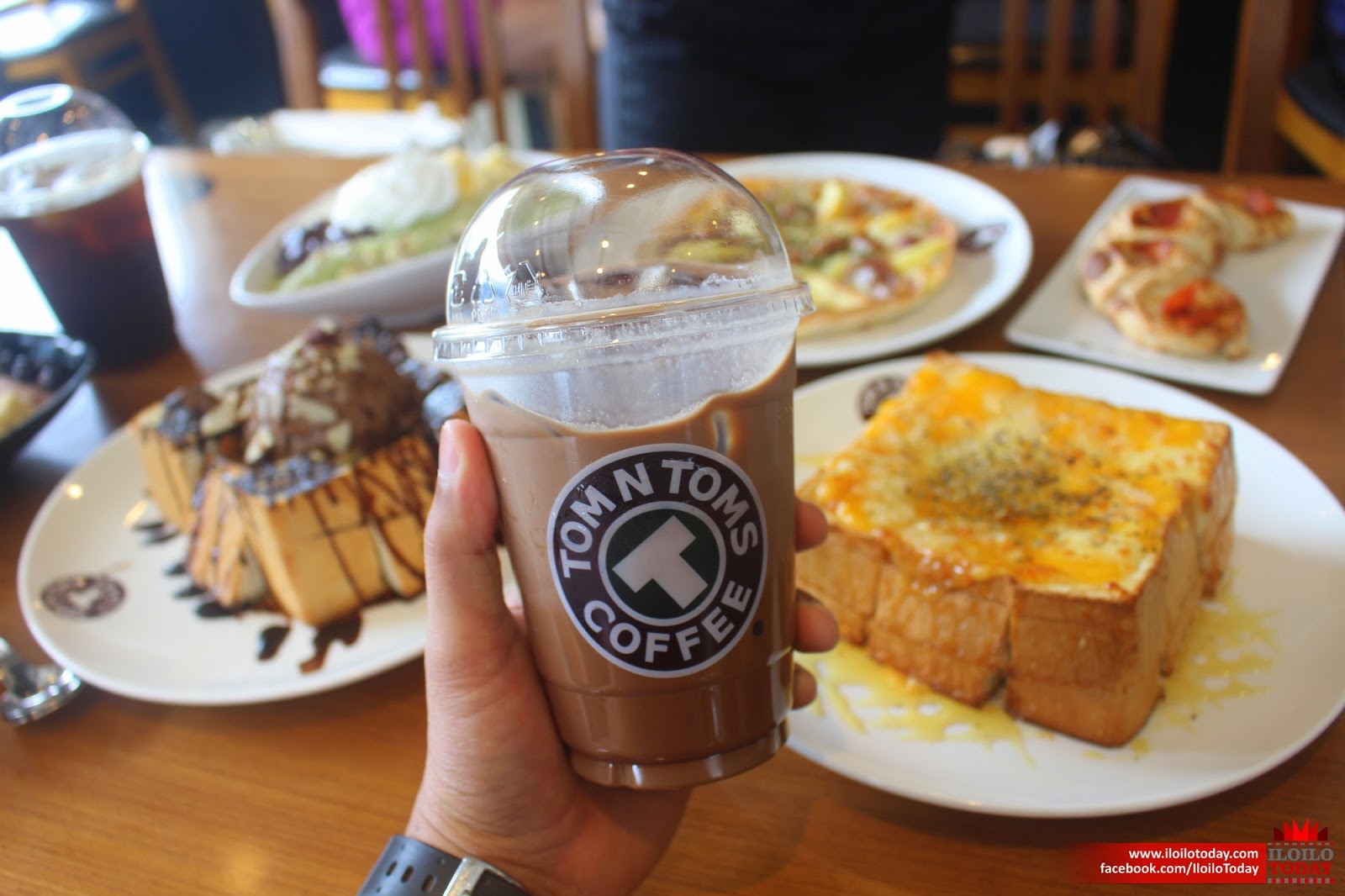 Korea&#39;s specialty blended coffee at Tom N Toms Iloilo