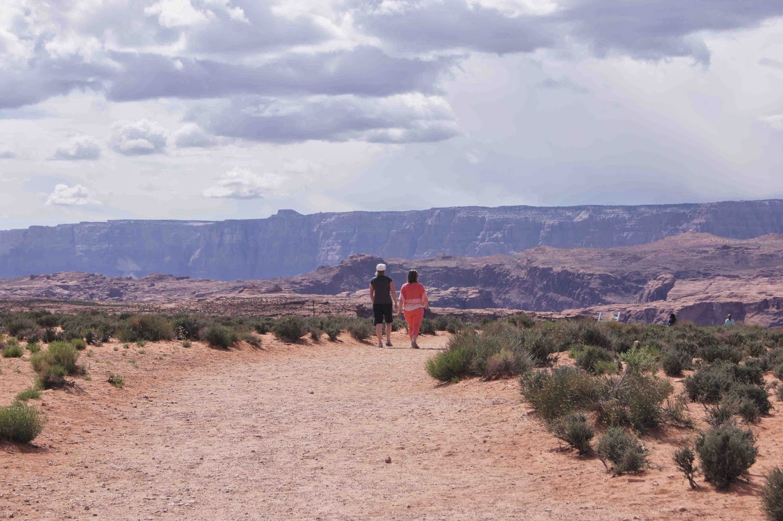 Ros & Steve's Awesome American Adventure 2012 19 April Tuba City Page