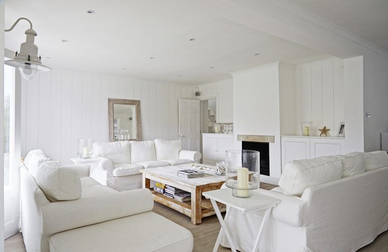 Dreaming in WHITE: House BEAUTIFUL