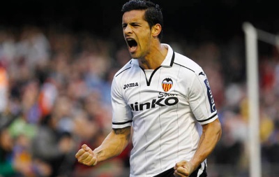 Ricardo Costa renueva hasta 2014-15 con el Valencia