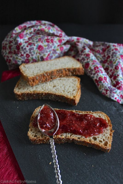 Crufiture de prunes aux graines de chia • Cook A Life! by Maeva