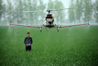 Drone penyemprot hama Drone penyemprot hama