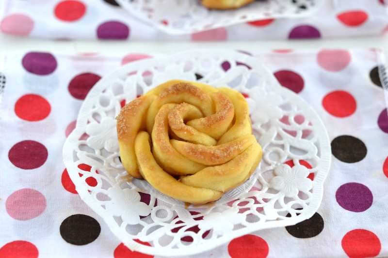 mushitza: Cinnamon Roses