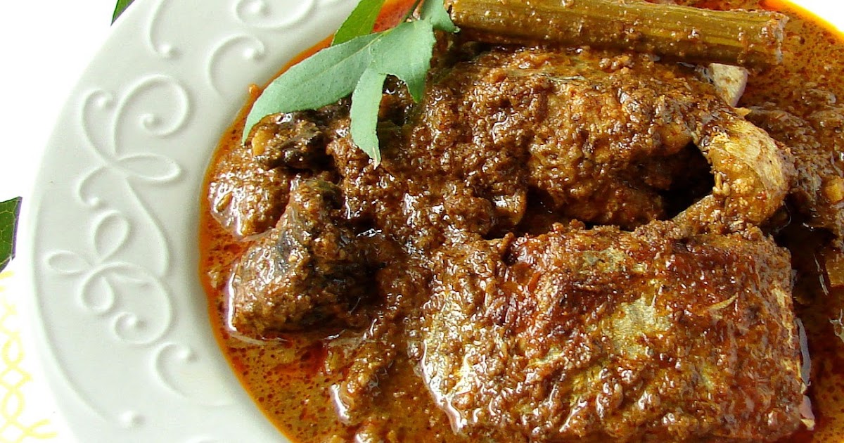 Nadan Vaala Meen Curry/BeltFish Curry