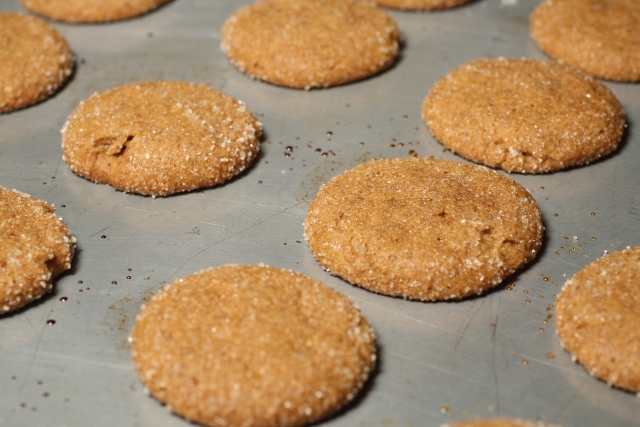 Galletitas de jengibre y canela / Ginger snap cookies