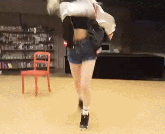 트와이스 댄싱모신 .gif | 인스티즈