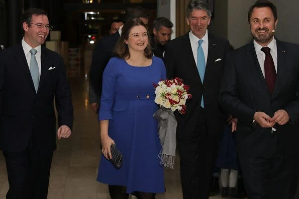 Princess Stephanie wore Seraphine royal blue tailored maternity dress. Kate Middleton, Duchess of Cambridge same Seraphine dress