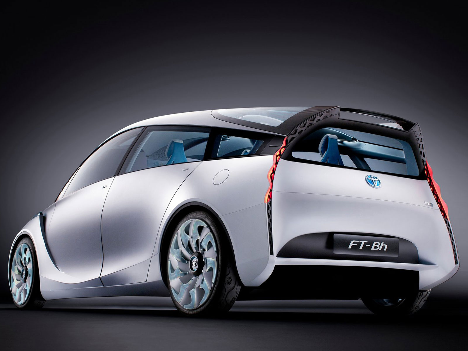 Car concept hybrid toyota