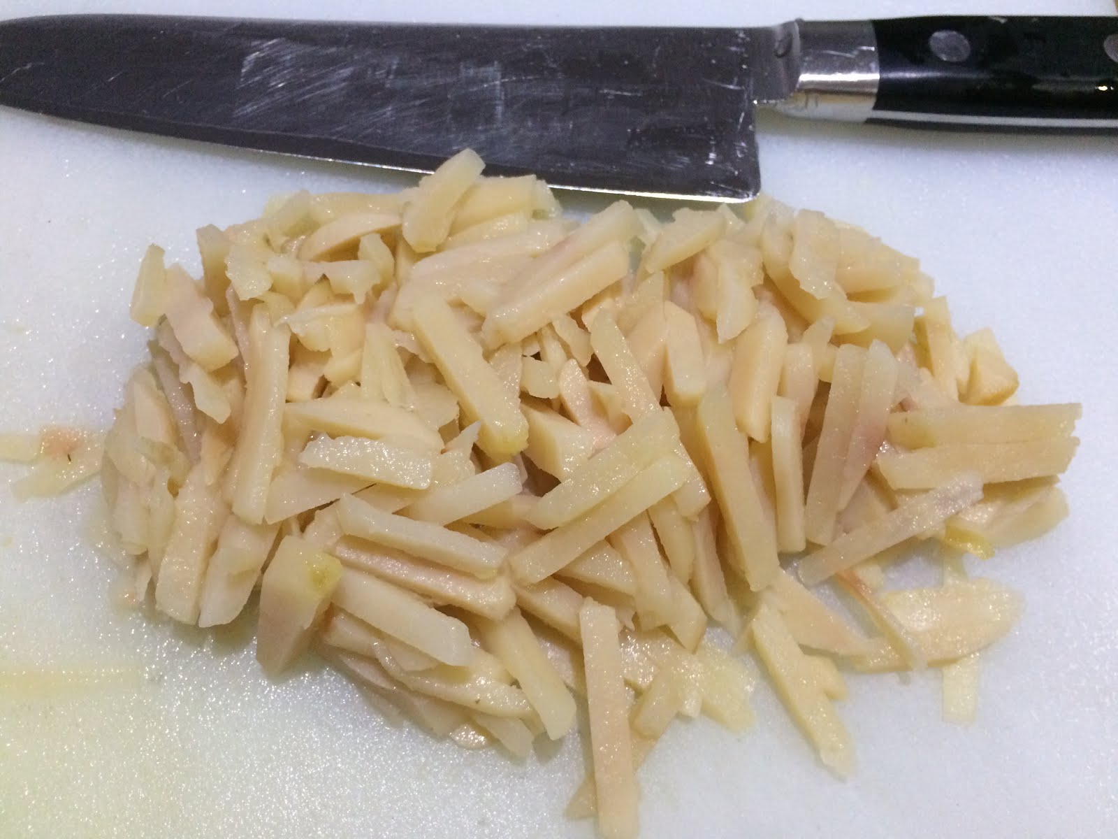 Spicy Chicken with Bean sprouts and Water chestnuts Stay Home Instead