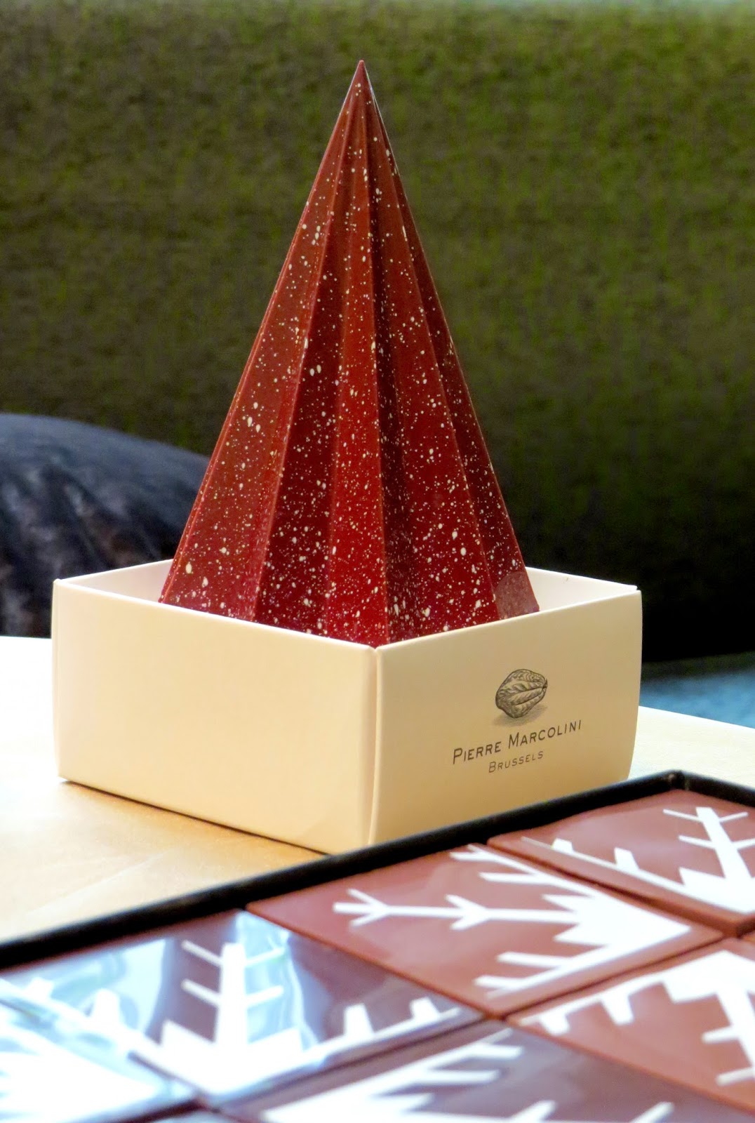 food-box-noel-2014-by-pierre-marcolini