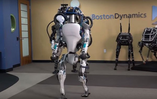 Atlas: Το ανθρωποειδές ρομπότ της Google πιο ανθρώπινο από ποτέ [Video]
