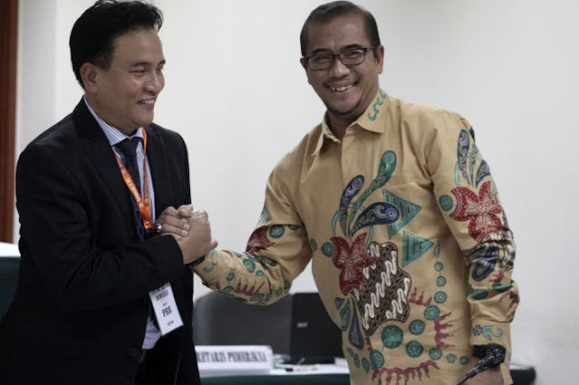 KPU Ingatkan Yusril , Jadi Caleg tak Boleh Nyambi sebagai Pengacara KPU Ingatkan Yusril , Jadi Caleg tak Boleh Nyambi sebagai Pengacara