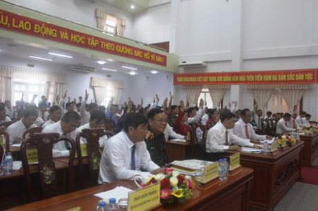Ong Huynh Thanh Tao tai dac cu chu tich HDND tinh Hau Giang - Anh 4