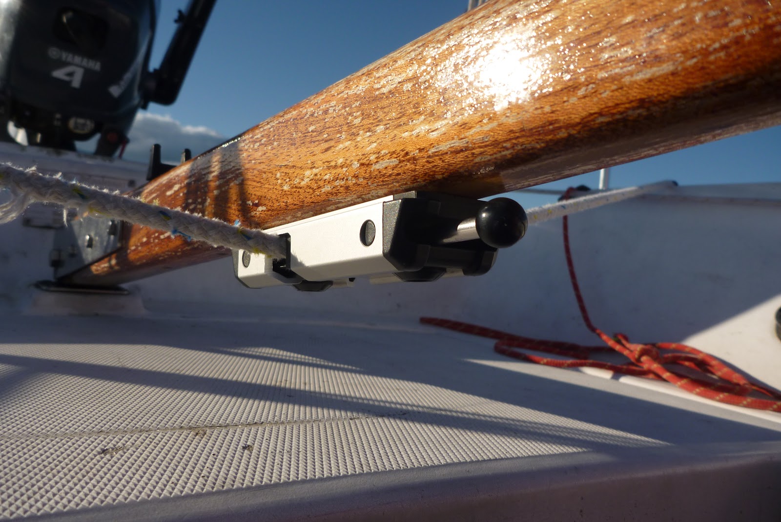 Alone on Mic Mac in Translemanique Tiller lock