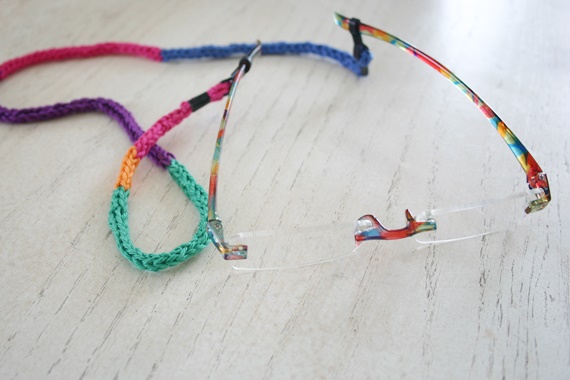 Eyeglass I-Cord (free crochet pattern) by Susan Carlson of Felted Button