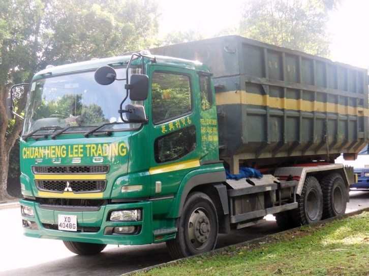 Variasi Mobil Truk Fuso Mitsibishi Fuso Colt Diesel FE 74 HD Di