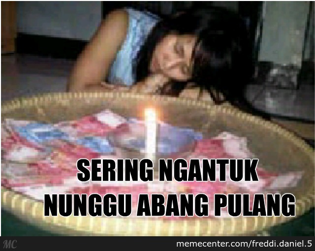 15 Meme Lucu Ngantuk Ini Bikin Mata Sepet Jadi Seger Kembali